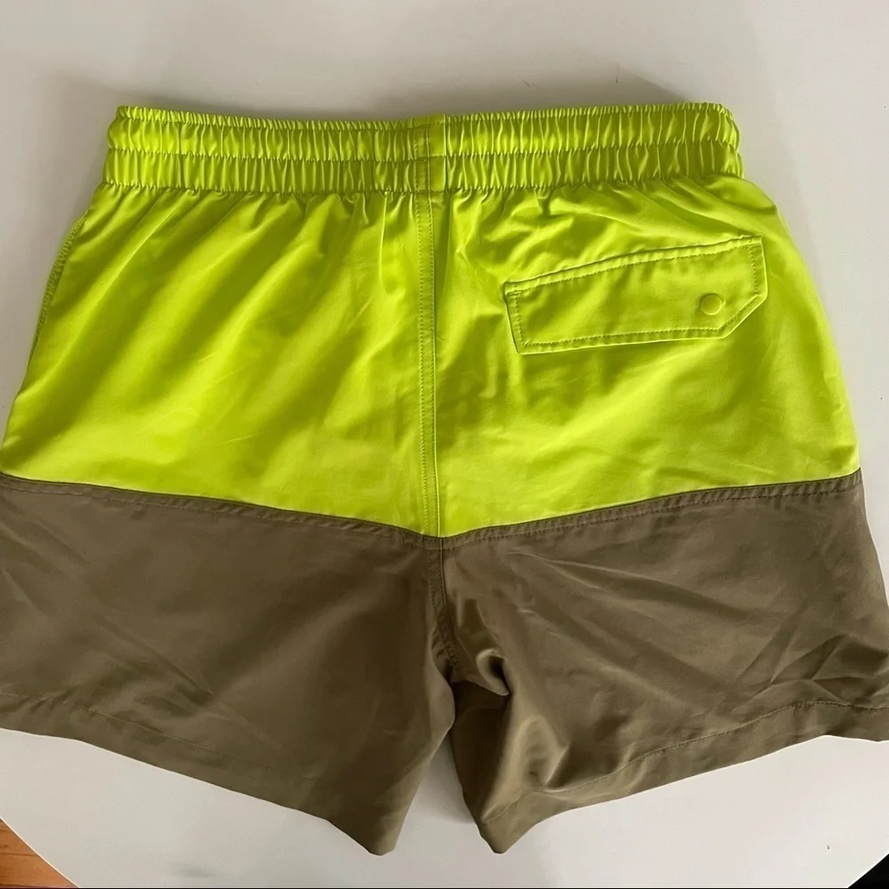 Duluth Trading Co Men’s Pier Genius 7” Swim Trunk Size Medium Lined